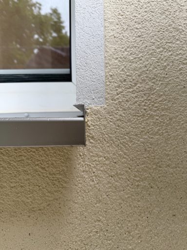 Fensterlaibung mit Fassadenanschluss