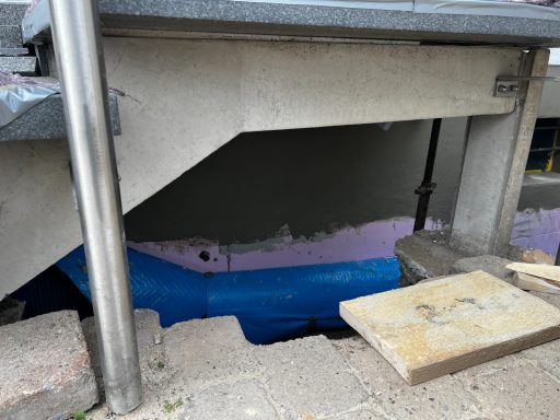Hier wurde die Kelleraußenwand als Einzelmaßnahme energetisch gedämmt, da der Keller vollständig beheizt ist.